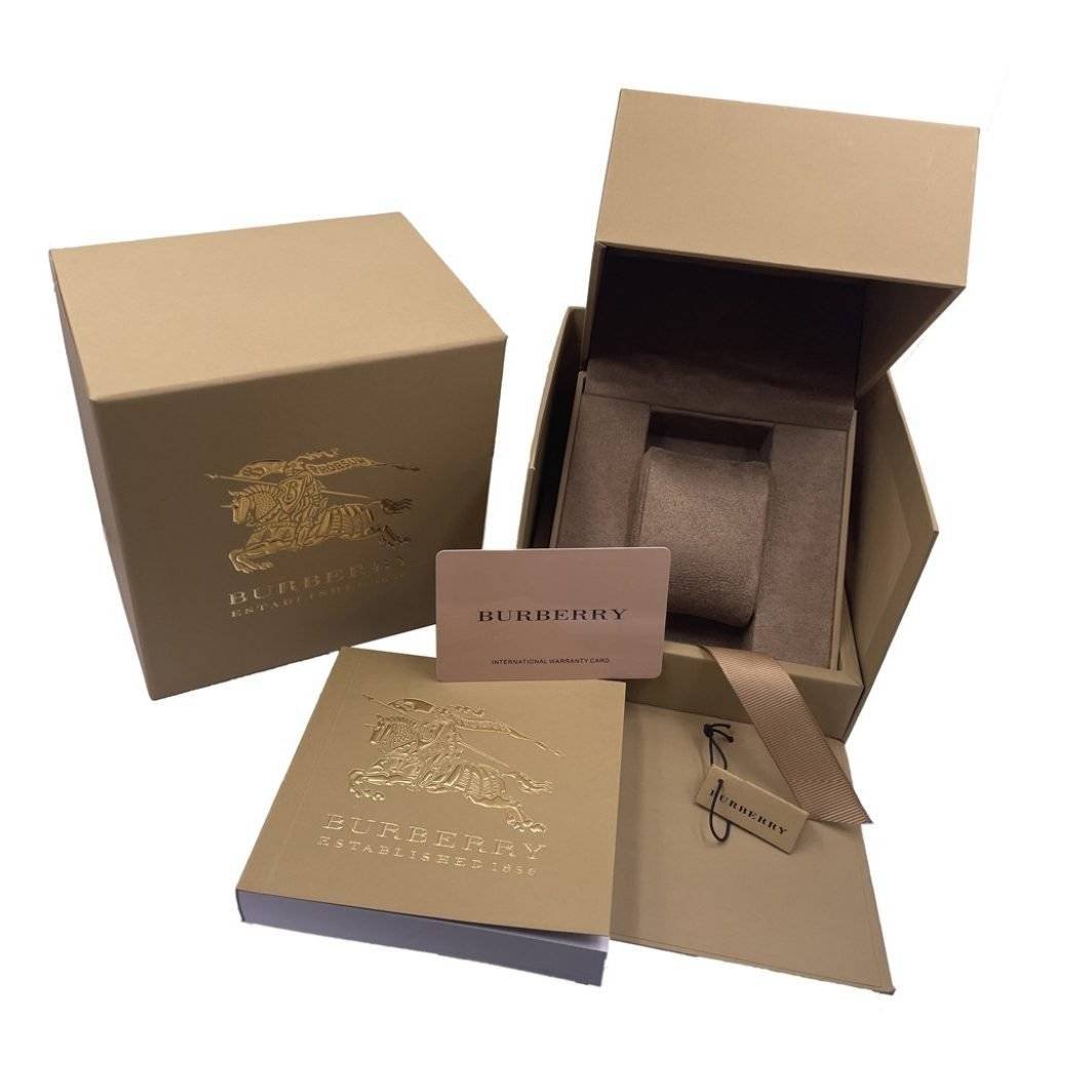 Burberry BU1568 Men's Classic Rectangle 32mm - SJR London Timepiece