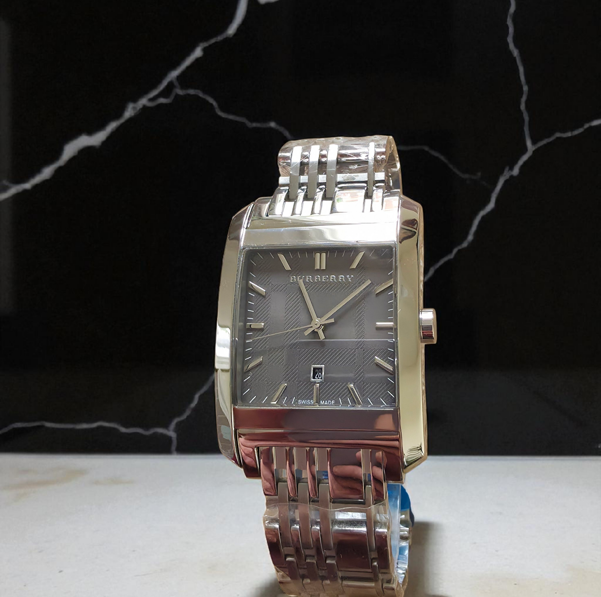 Burberry BU1568 Men's Classic Rectangle 32mm - SJR London Timepiece