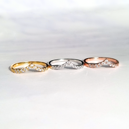 Wishbone Curved Eternity Ring in 18k Gold Vermeil - SJR London Timepiece
