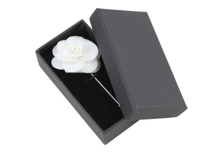 Boutonniere In Ivory Silk Benson & Clegg