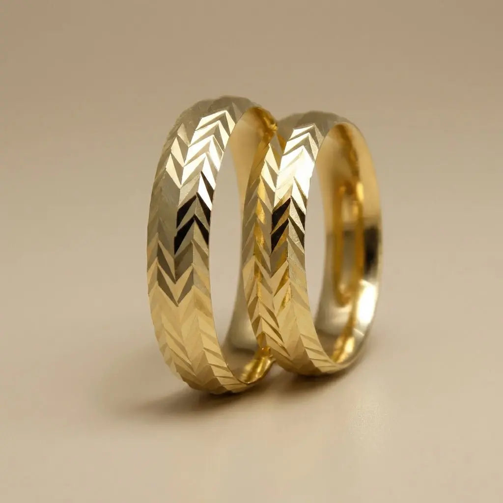5mm Gold Wedding Band – Chevron Faceted – 9ct/14ct/18ct Gold Majestic Jewellery