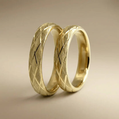 4mm Gold Wedding Band – Cross Faceted – 9ct/14ct/18ct Gold Majestic Jewellery