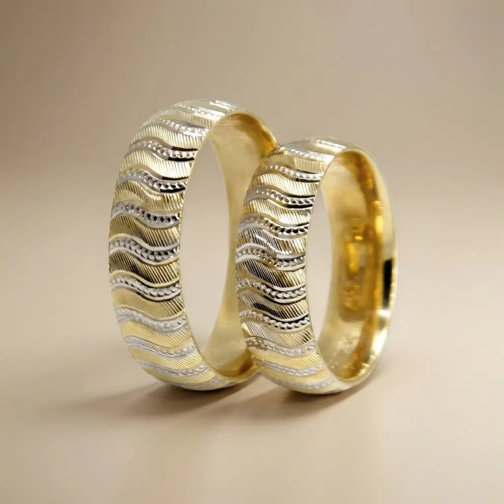 6mm Gold Wedding Band – Wave Faceted Two Tone – 9ct/14ct/18ct Gold Majestic Jewellery