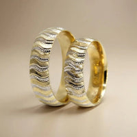 6mm Gold Wedding Band – Wave Faceted Two Tone – 9ct/14ct/18ct Gold Majestic Jewellery
