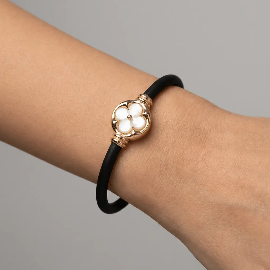 14ct/14K Gold Detail Bracelet – White Clover Black Majestic Jewellery