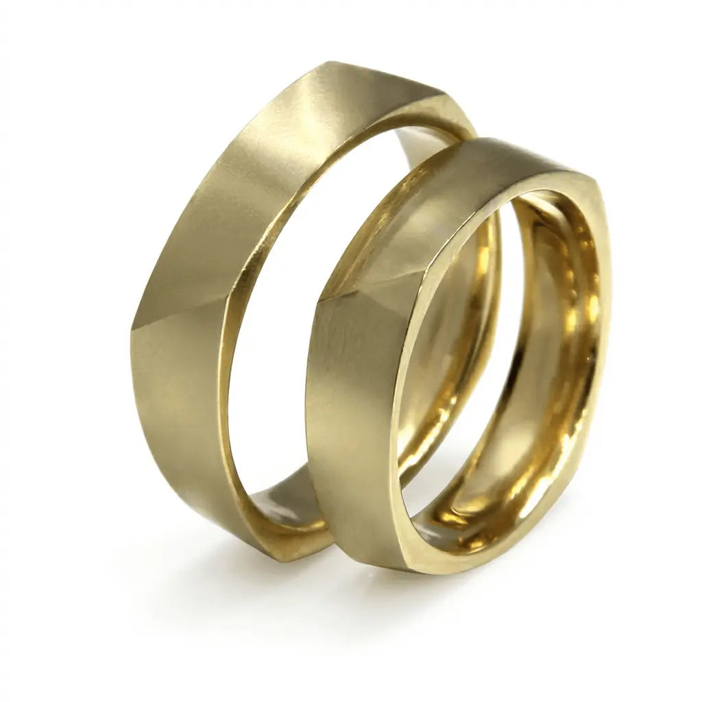 5mm Gold Wedding Band – Faceted Titan – 9ct/14ct/18ct Gold Majestic Jewellery