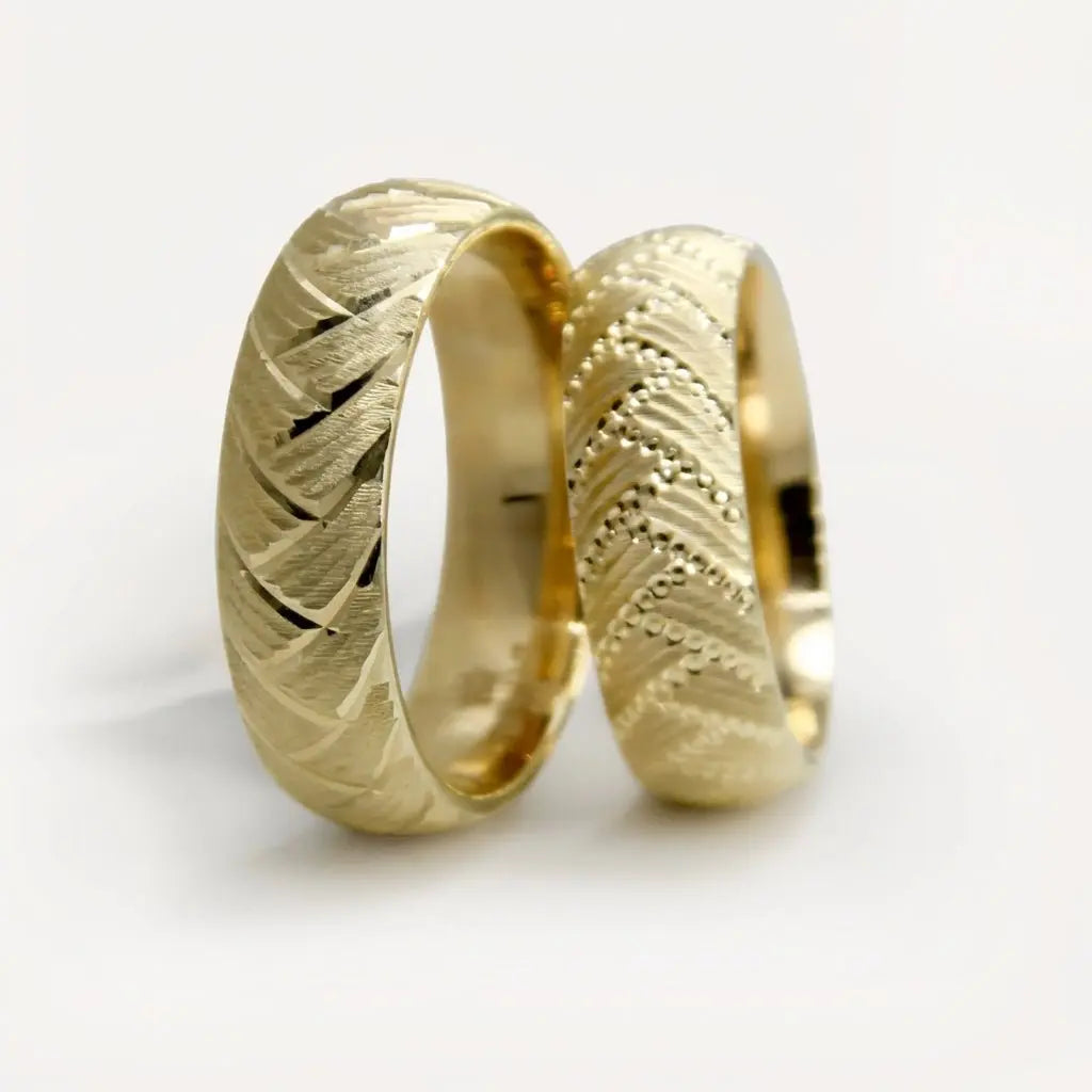6mm Gold Wedding Band – Artisan Wave Aurelion – 9ct/14ct/18ct Gold Majestic Jewellery
