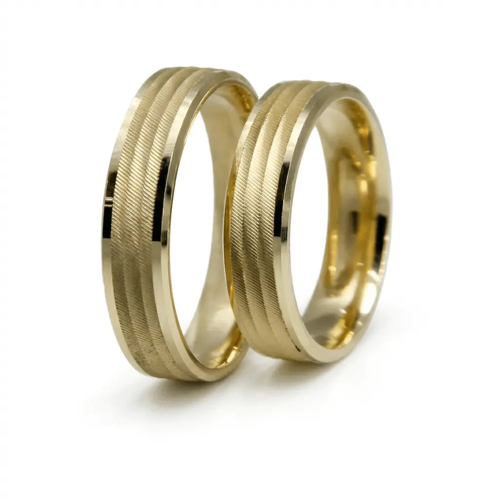 5mm Gold Wedding Band – Linear Texture Matte Line – 9ct/14ct/18ct Gold Majestic Jewellery