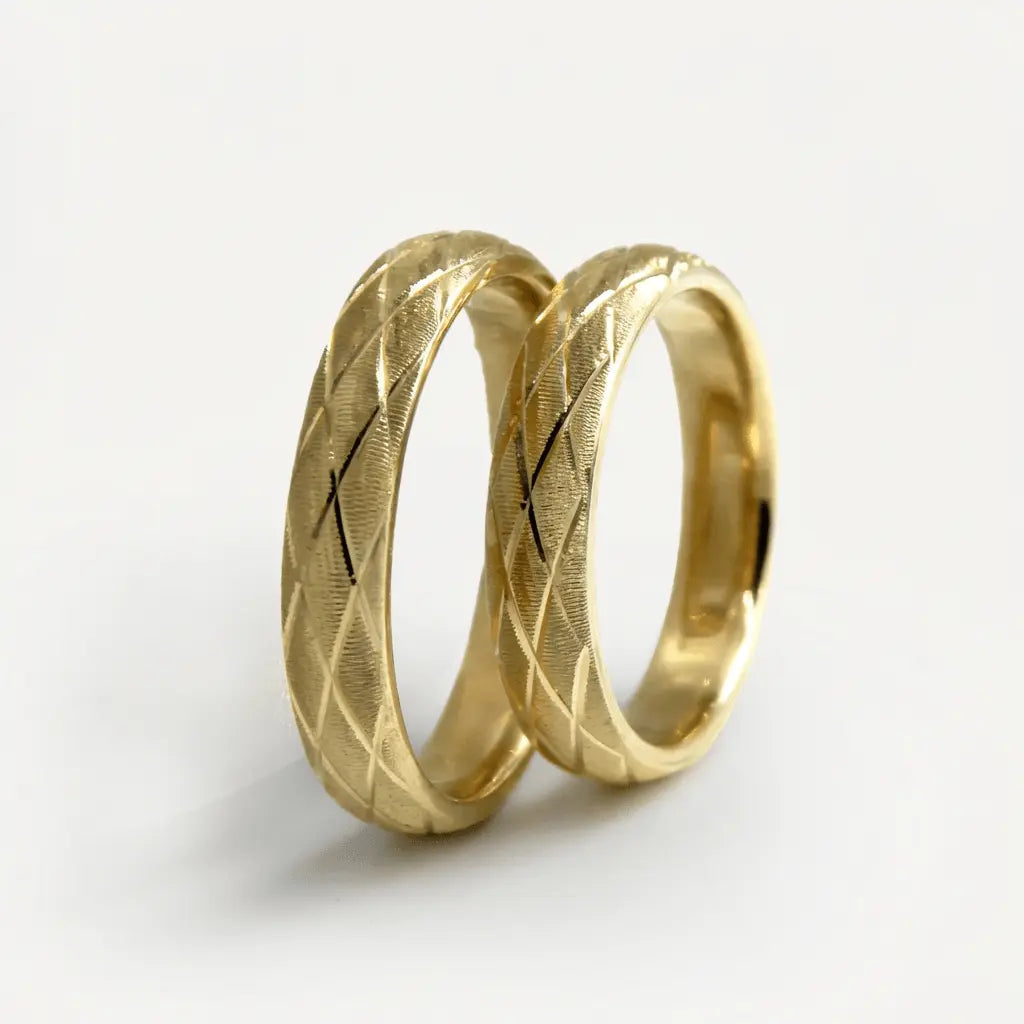 4mm Gold Wedding Band – Cross Faceted – 9ct/14ct/18ct Gold Majestic Jewellery