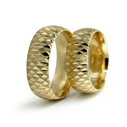 7mm Gold Wedding Band – Faceted Pyramid – 9ct/14ct/18ct Gold Majestic Jewellery