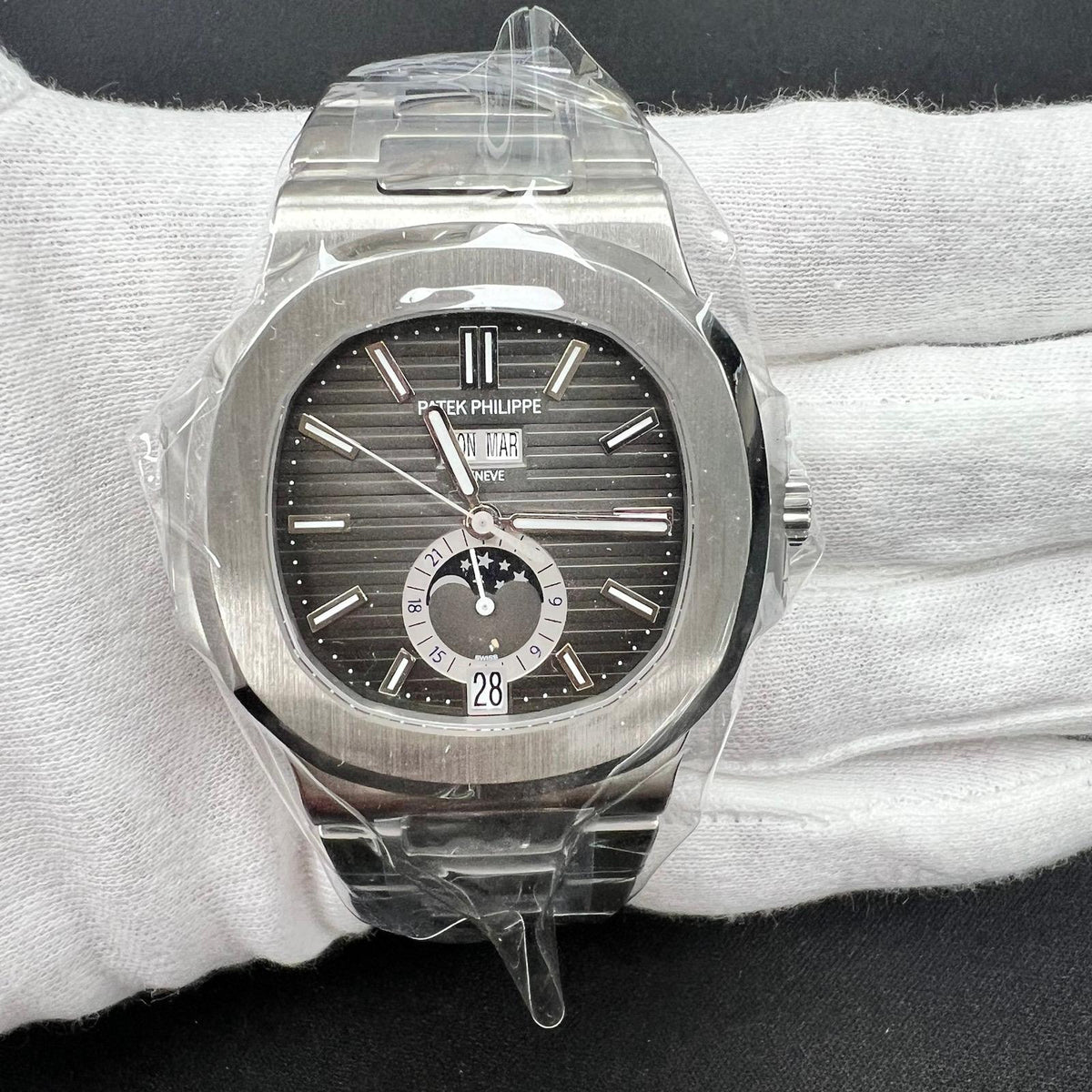 PATEK PHILIPPE NAUTILUS 6077LW - SJR London Timepiece