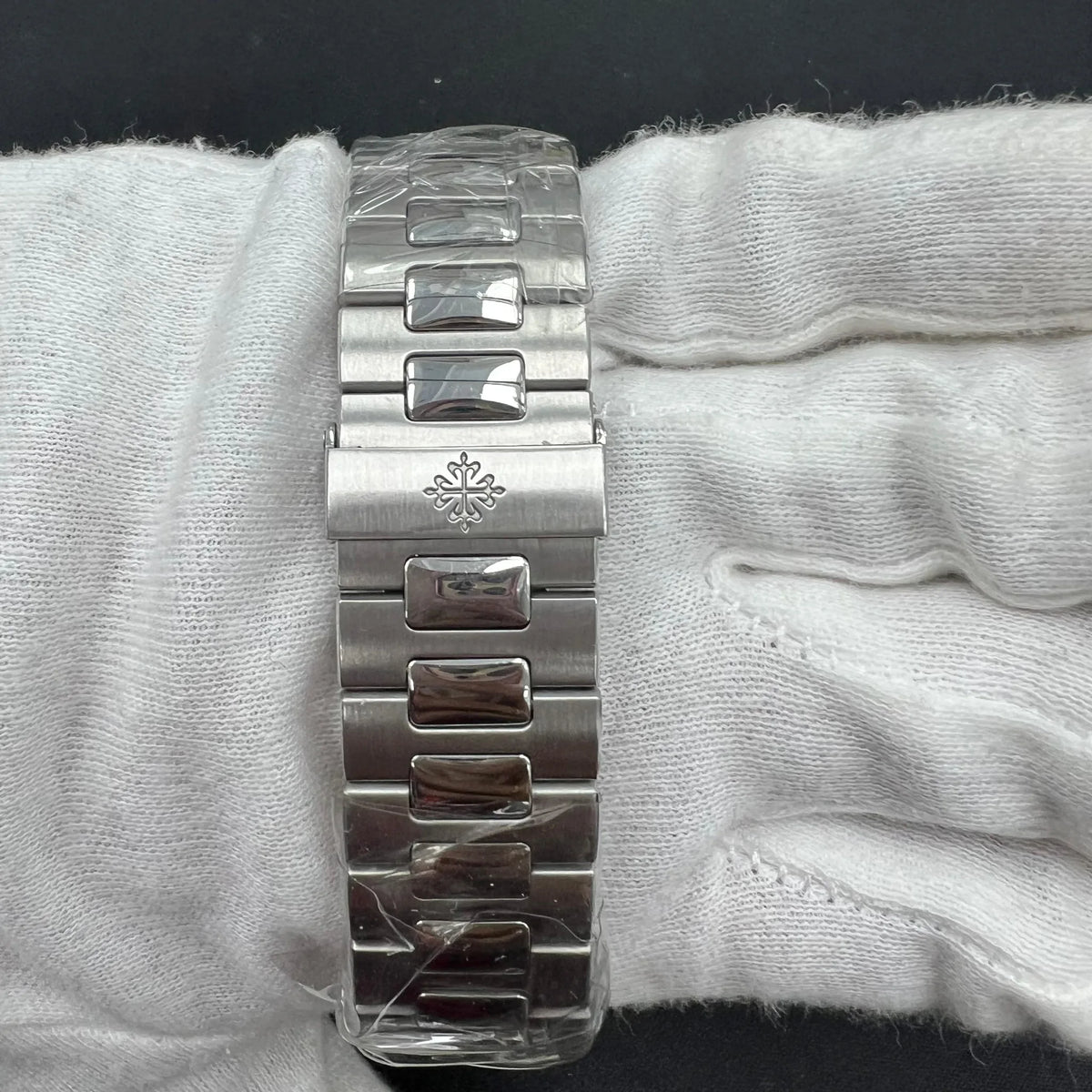 PATEK PHILIPPE NAUTILUS 6076LW - SJR London Timepiece