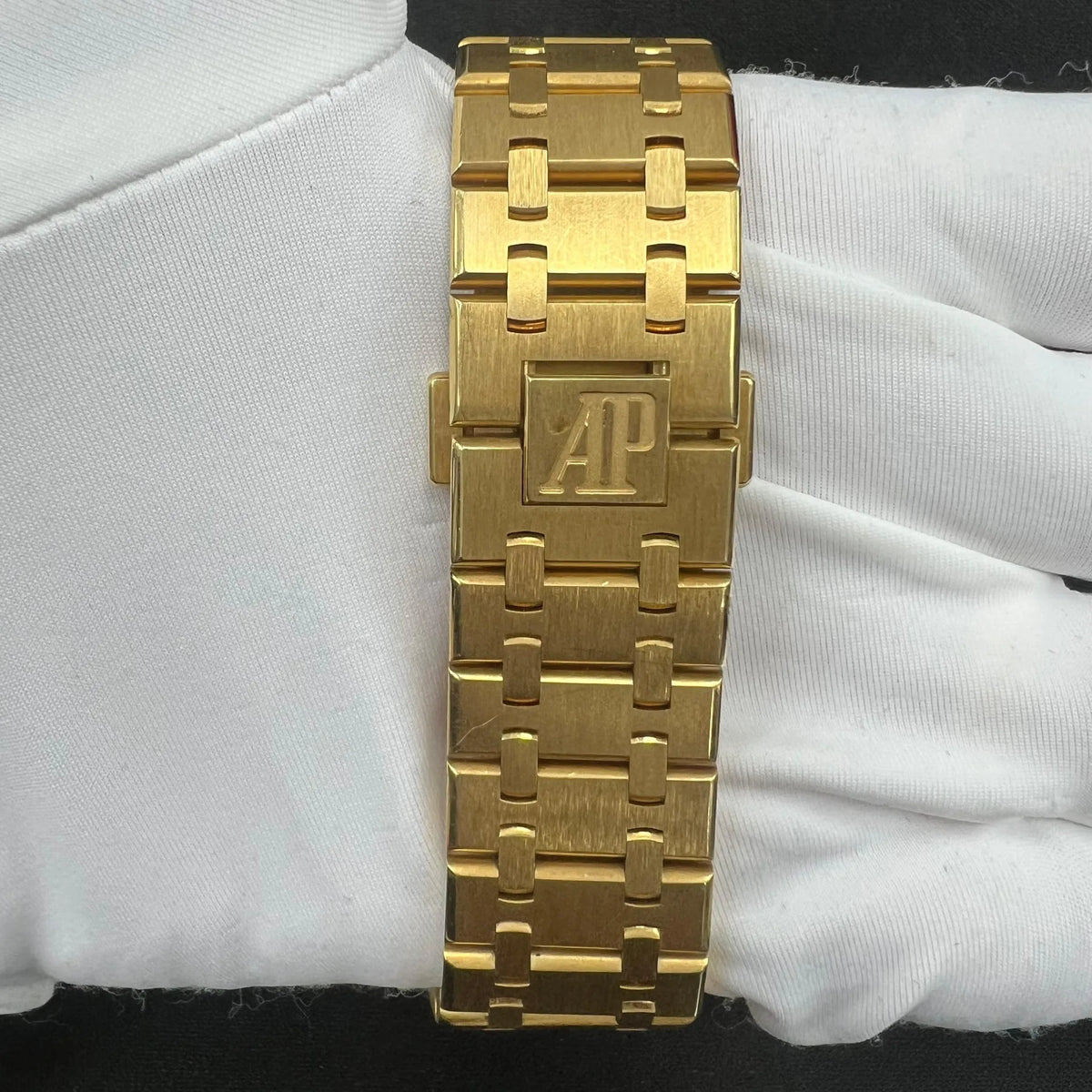 AUDEMARS PIGUET ROYAL OAK CHRONOGRAPH 8497LW - SJR London Timepiece