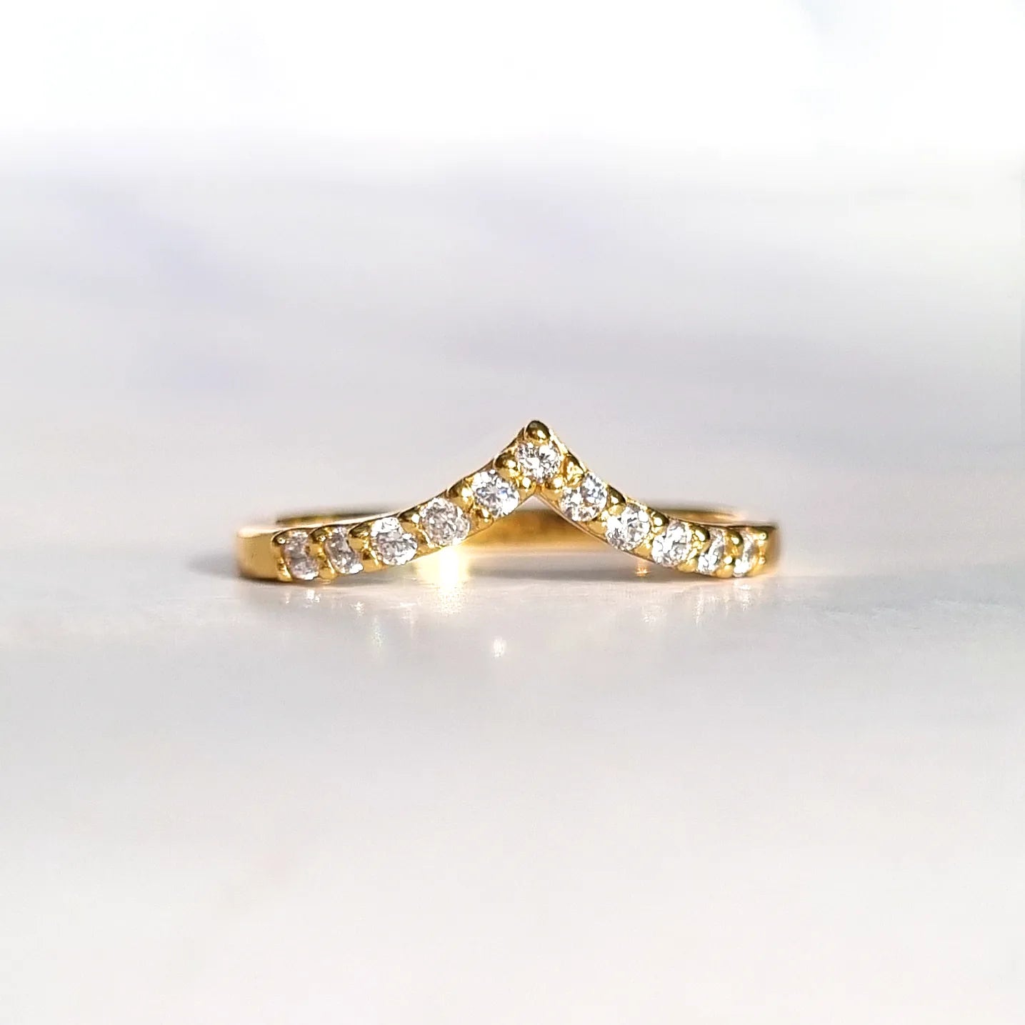 Wishbone Curved Eternity Ring in 18k Gold Vermeil - SJR London Timepiece