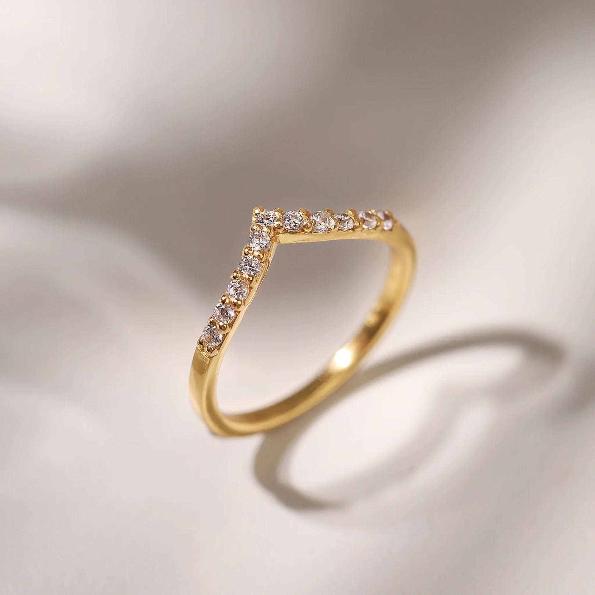 Wishbone Curved Eternity Ring in 18k Gold Vermeil - SJR London Timepiece