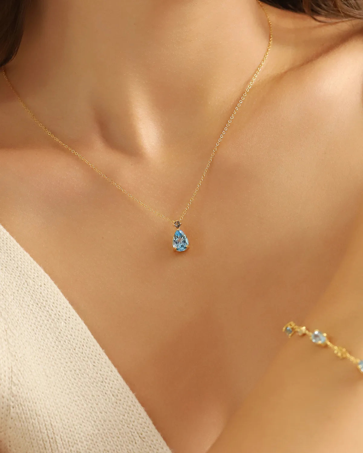 Blue Sapphire & Blue Topaz Pear Cut Pendant Necklace in 18k Gold Vermeil - SJR London Timepiece