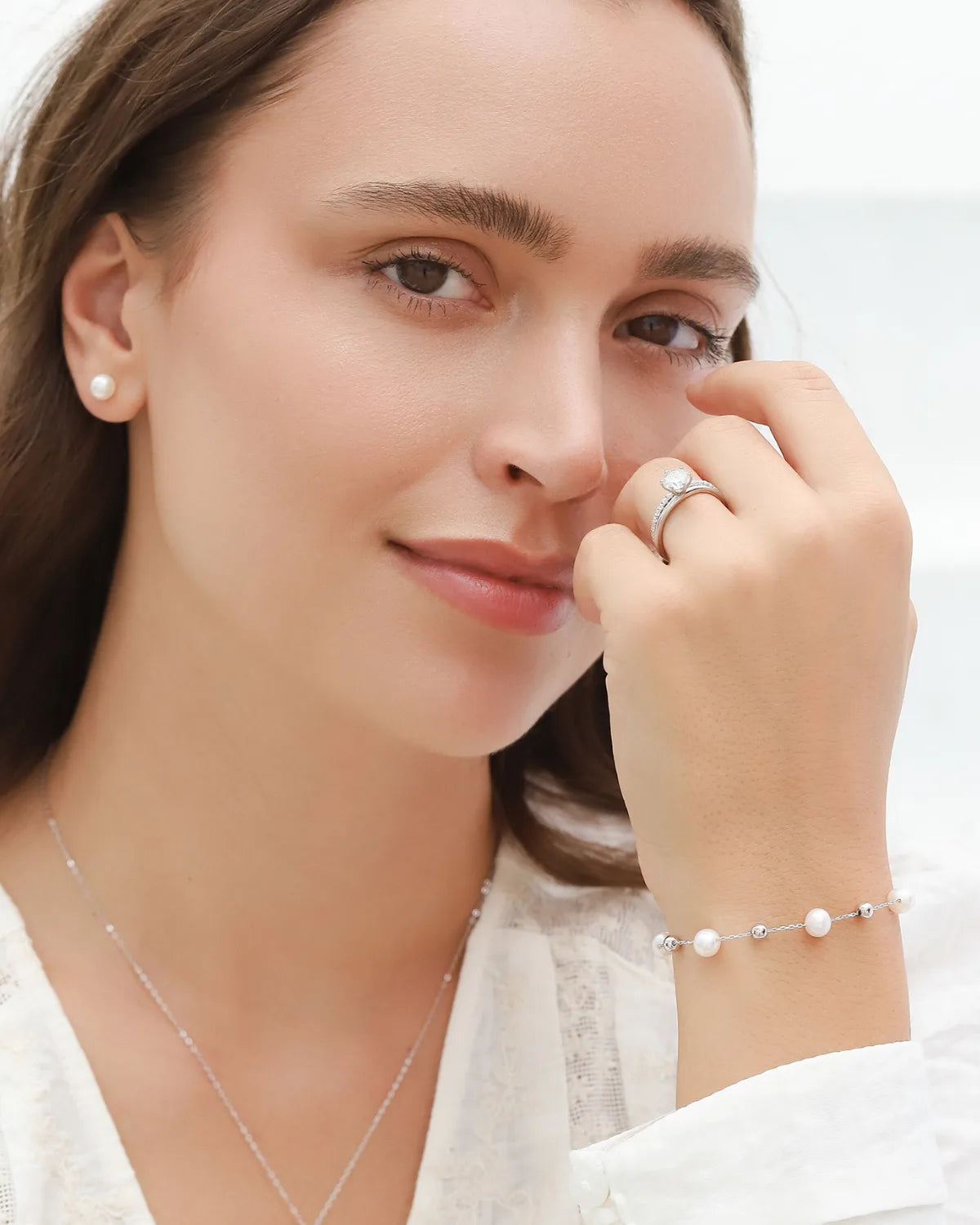 Freshwater Pearl Bracelet in Sterling Silver - SJR London Timepiece