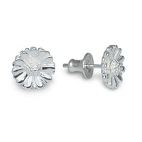 Daisy silver stud earrings with floral details by Scarlett Jewellery